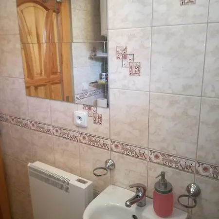 Domcek Palecek * Kvetoslavov